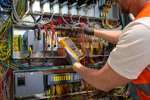  Golden Hills, CA Electrician Pros