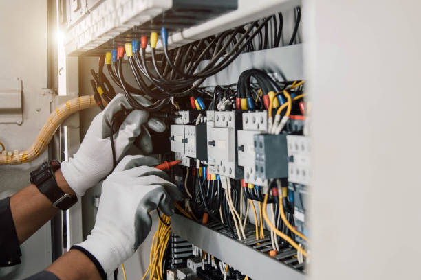 Best Circuit Breaker Repair  in Golden Hills, CA